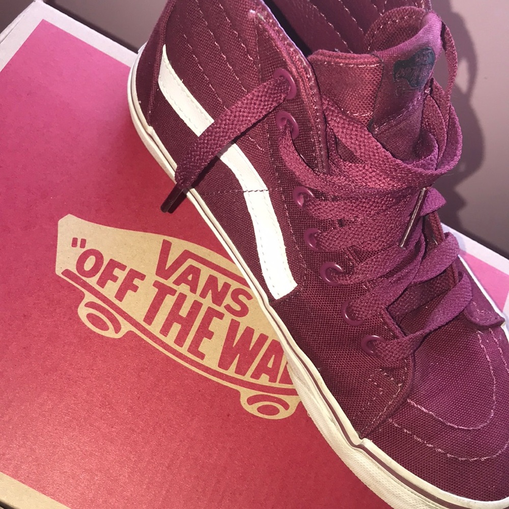 Hightop Burgundy Vans